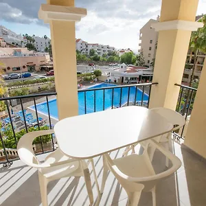 Apartment With Heated Pool In Los Cristianos, Los Cristianos (Tenerife)