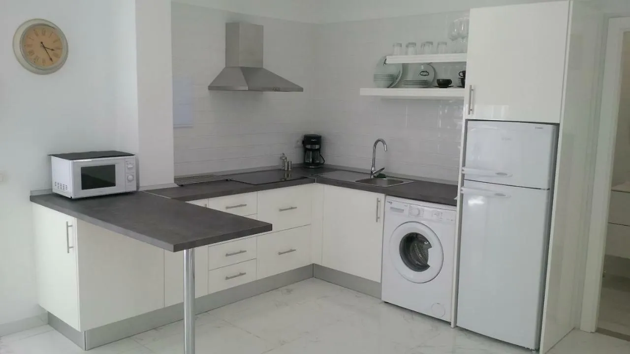 Los Cristianos Beach Apartments 0*, Los Cristianos (Tenerife) Spagna